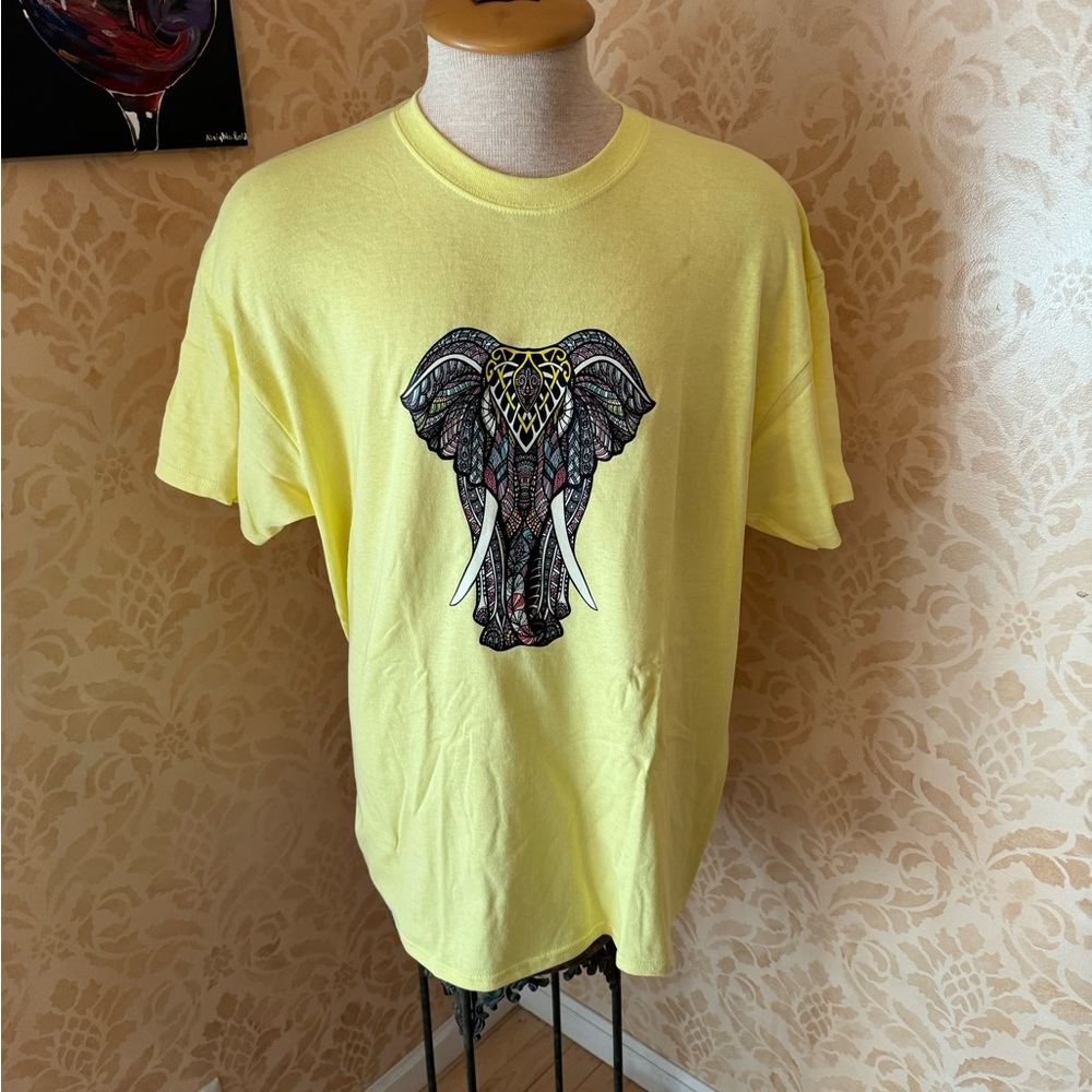 Elephant gildan t shirt